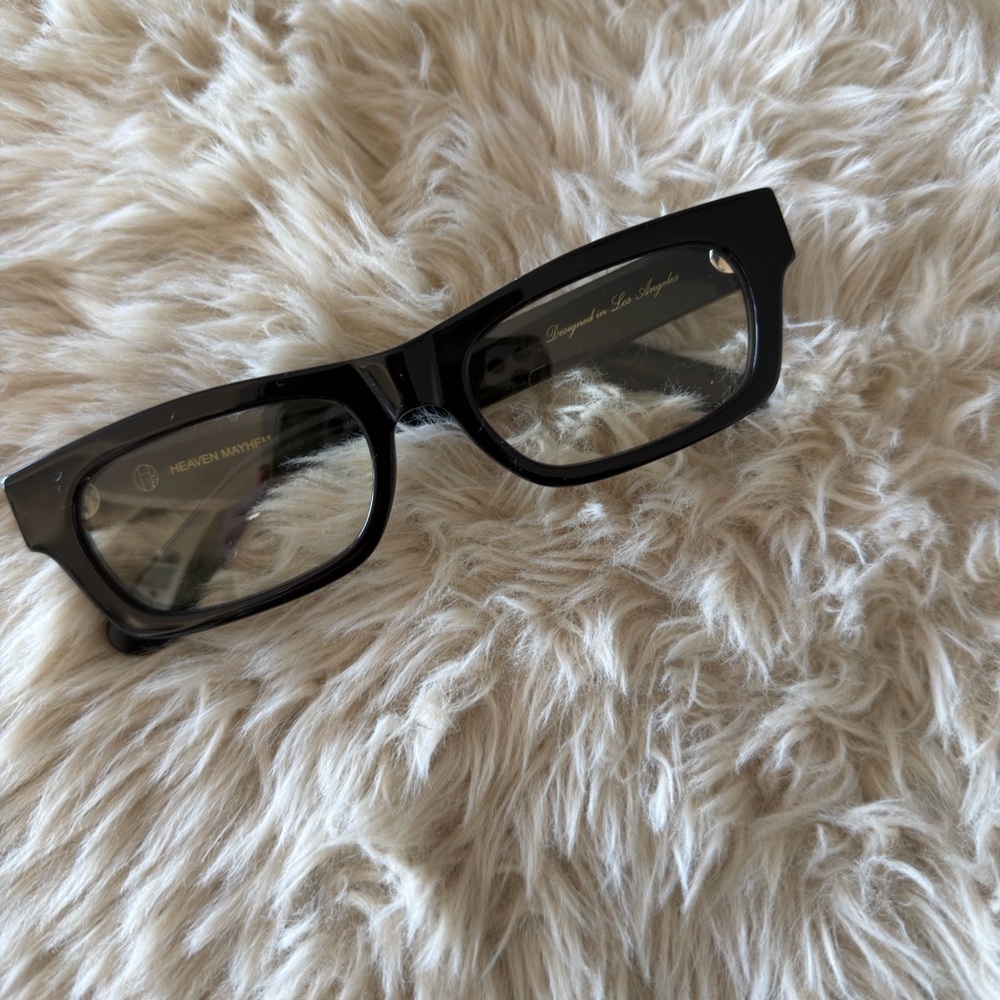 Heaven Mayhem Black Sloan Sunglasses
